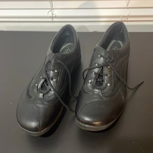 10W Clark’s Inmotion Shoes